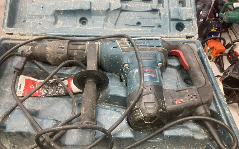 Перфоратор Bosch GBH 5-40 D