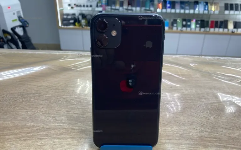 Apple iPhone 11 64 ГБ