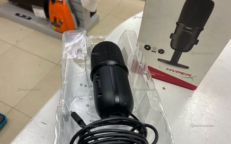 Микрофон HyperX Solocast