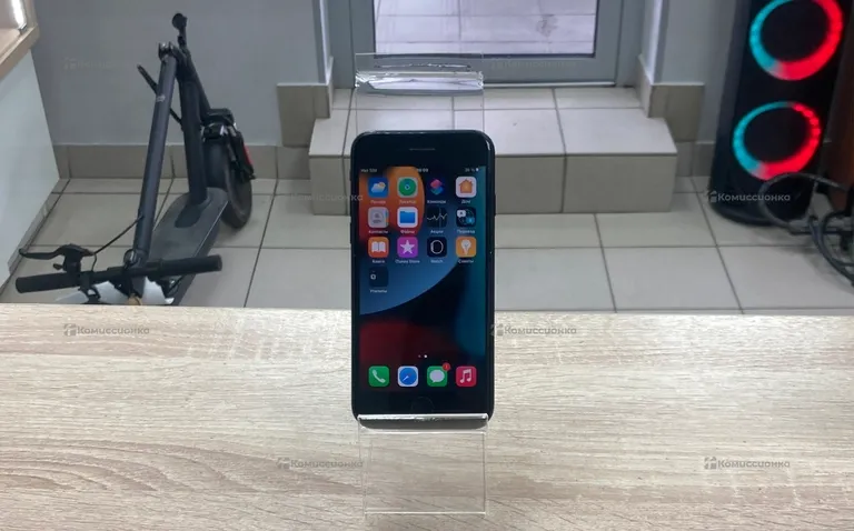 Apple IPhone 7 32 GB