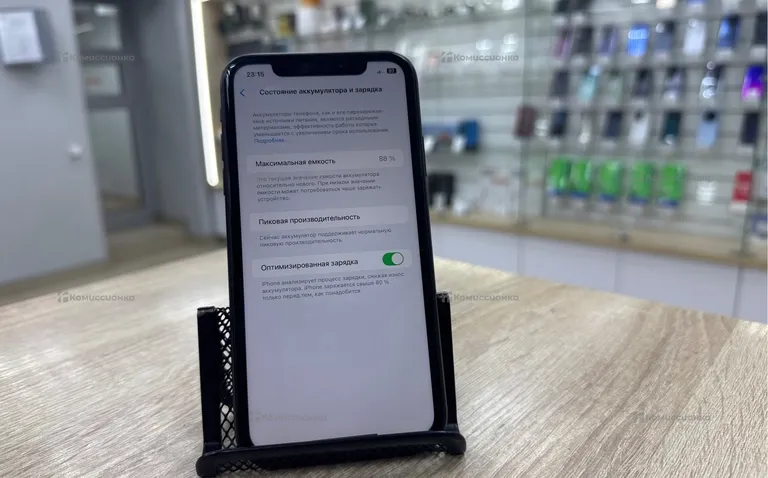 Apple iPhone XR 64ГБ