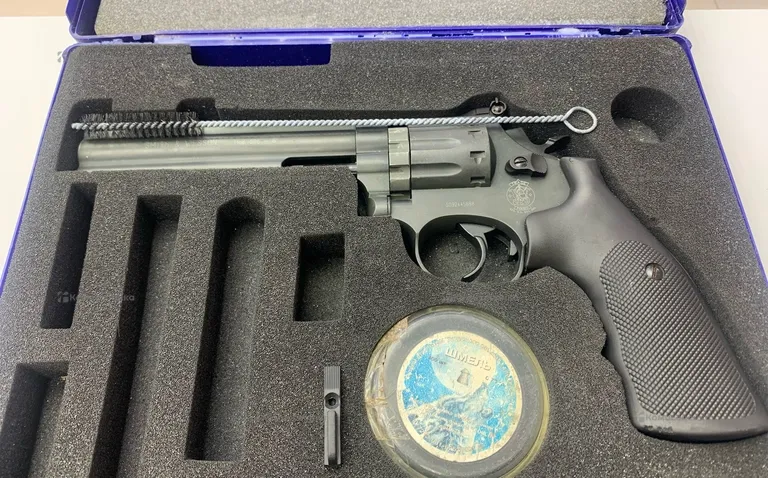 Пневматический пистолет Smith & Wesson mod. 586-6