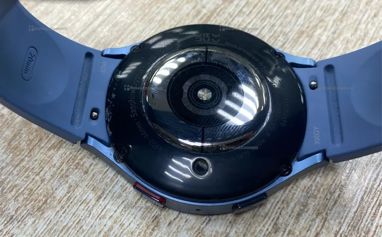 Часы  Galaxy Watch 5