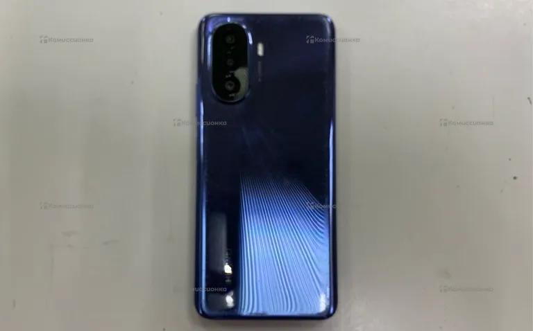 Huawei Nova Y70 4/128 ГБ