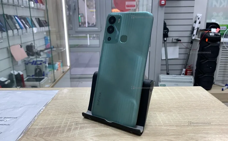 Infinix hot 12i 4/64