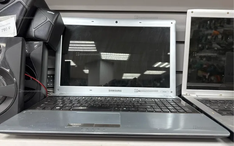 Ноутбук Samsung rvs20