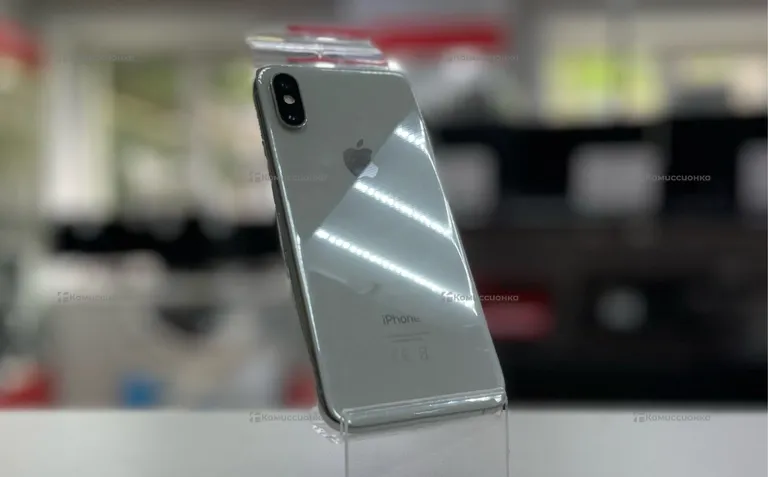 Apple iPhone XS 64 ГБ