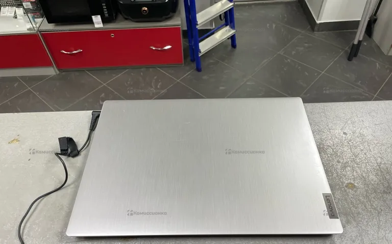 Ноутбук  lenovo 81xy