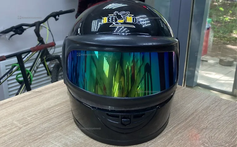 Шлем bee moto