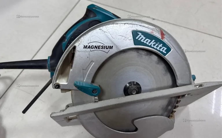 Дисковая пила makita 5008MG