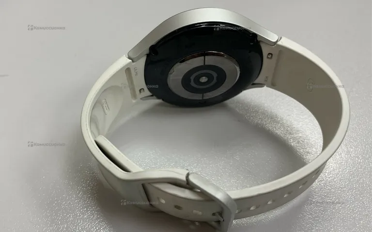 Часы Samsung Watch 5