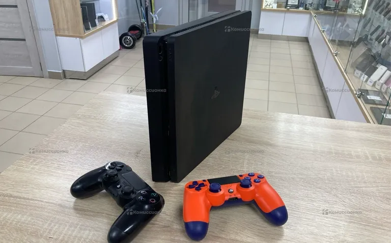 Приставка Sony play station 4 slim 500