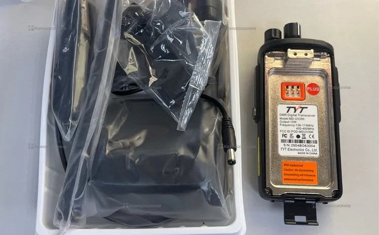 Рация  TYT MD-UV390