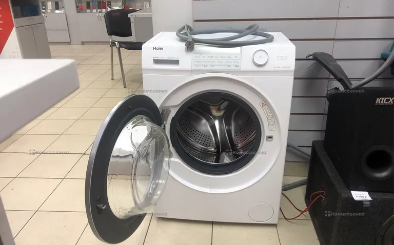 Стиральная машина Haier HW60-bp10959b