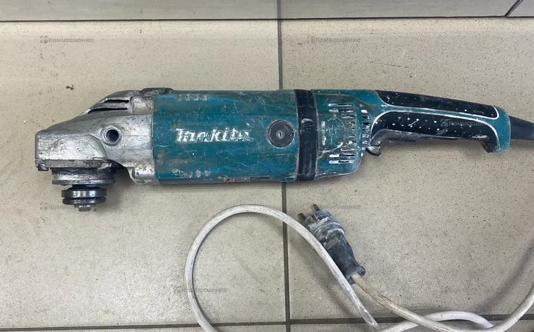 УШМ makita GA9030 S