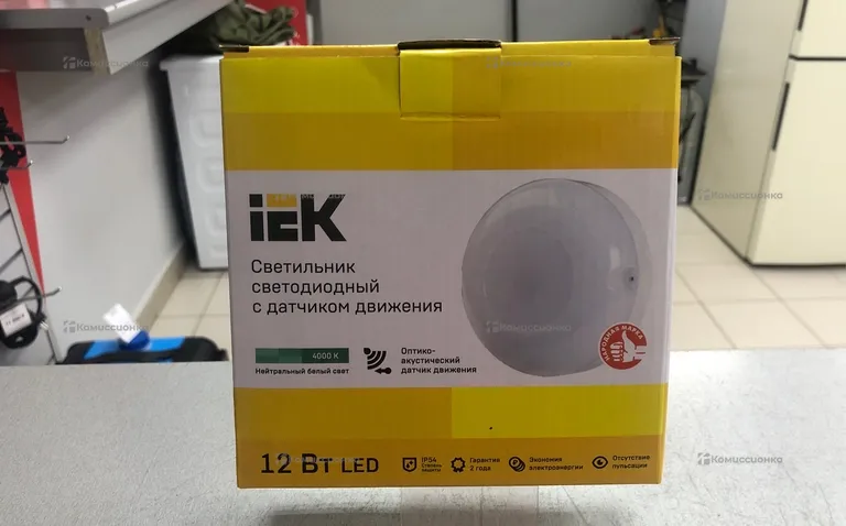 Светильник IEK 4000 k  Датчик движение
