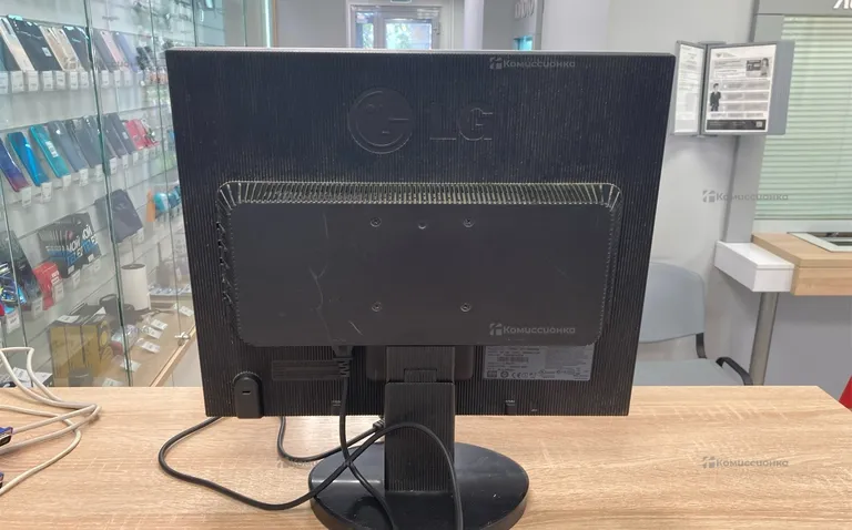 Монитор LG Flatron L1953sf
