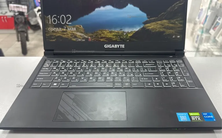 Ноутбук Gigabyte G5