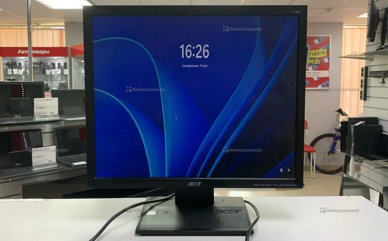 Монитор Acer V193 b