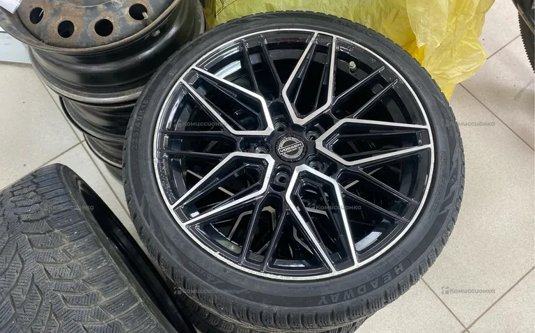 Диски Vorsteiner R18 5x112 С резиной 2024