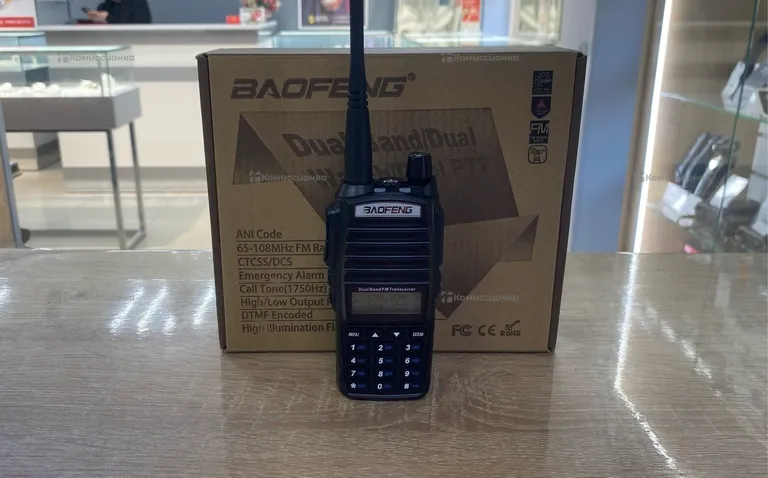 Рация  baofeng uv-82