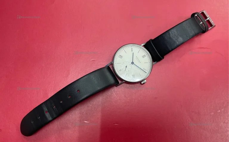 Часы  Nomos Ludwig Glashutte SA
