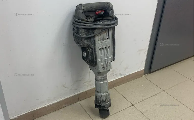 Молоток отбойный P.I.T. GSH65-C2