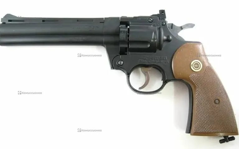 Пневматический пистолет crosman 357