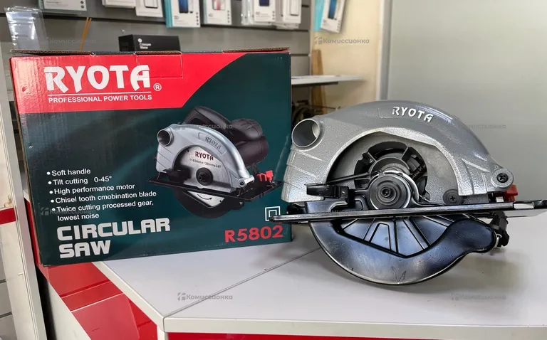Ryota Циркулярка R5802 220V