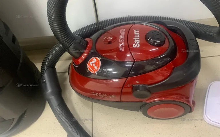Пылесос  Saturn