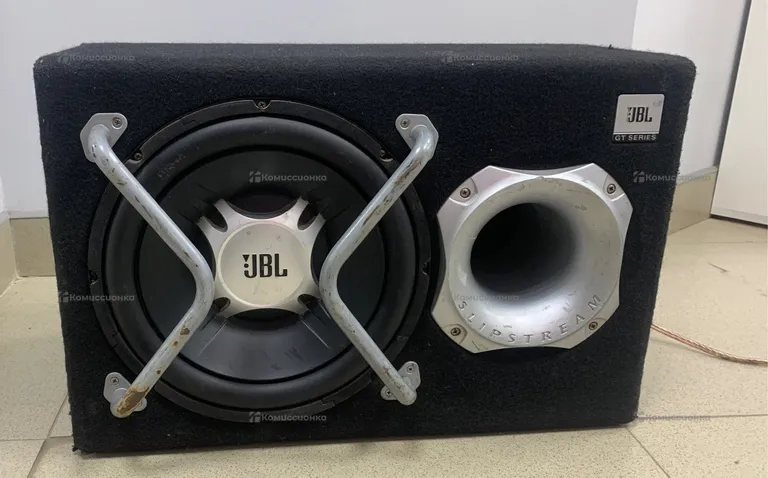 Сабвуфер  JBL 12