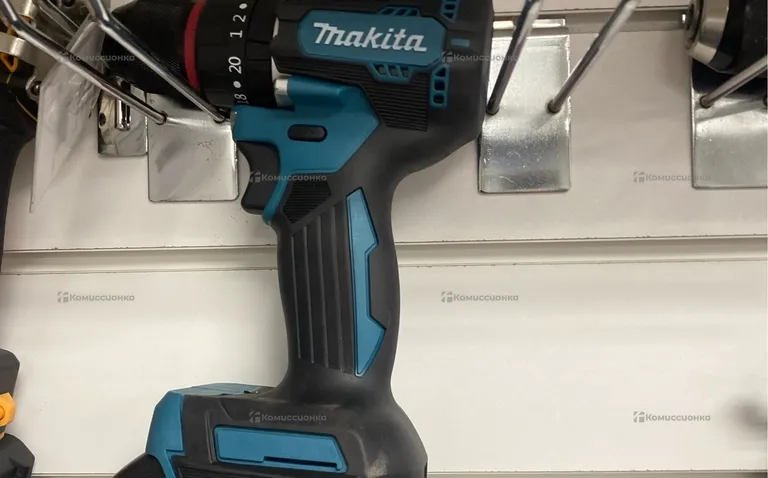 Шуруповерт Makita б/щ