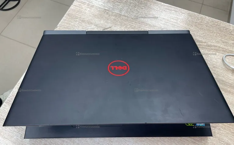 Ноутбук Dell Inspirion 7566