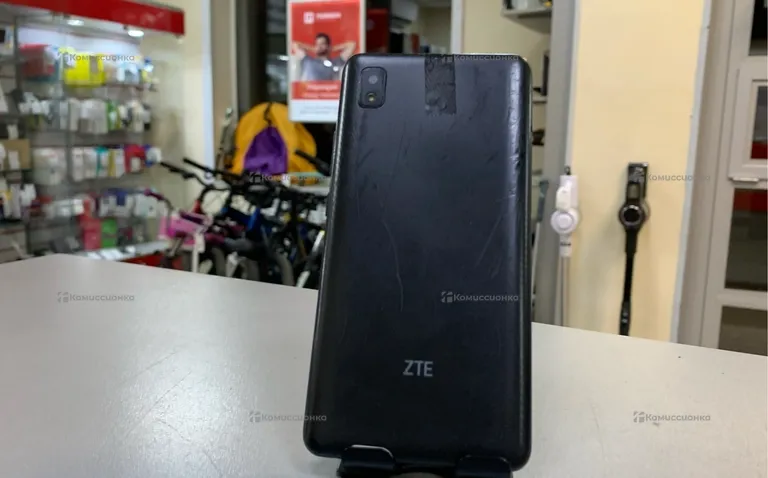 ZTE BLADE L210 32