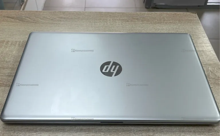 Ноутбук HP Laptop 17