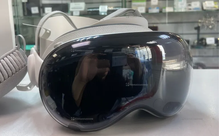 Очки дополненной реальности Apple Vision Pro 256G