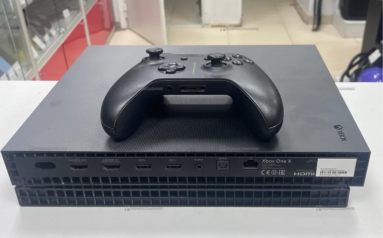 Приставка Xbox One X 1TB