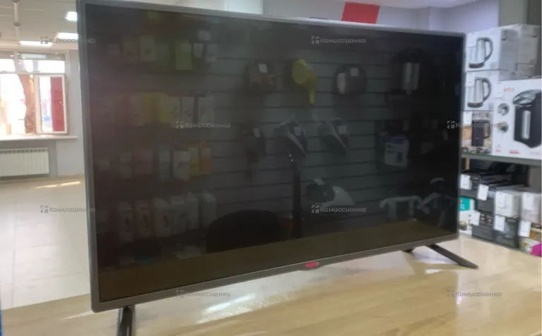 Телевизор LG 42LB561V