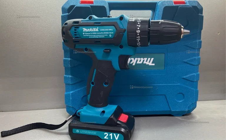 Makita шуруповерт реплика
