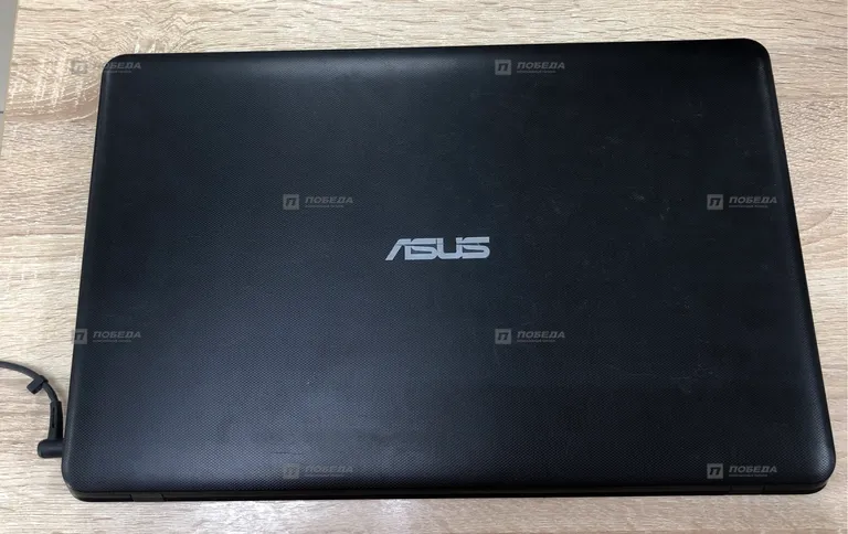 Ноутбук ASUS X751L