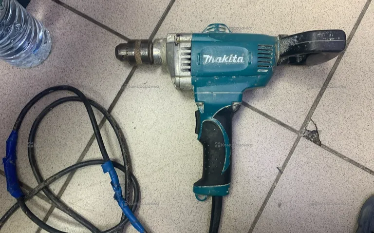 дрель-миксер Makita ds4011