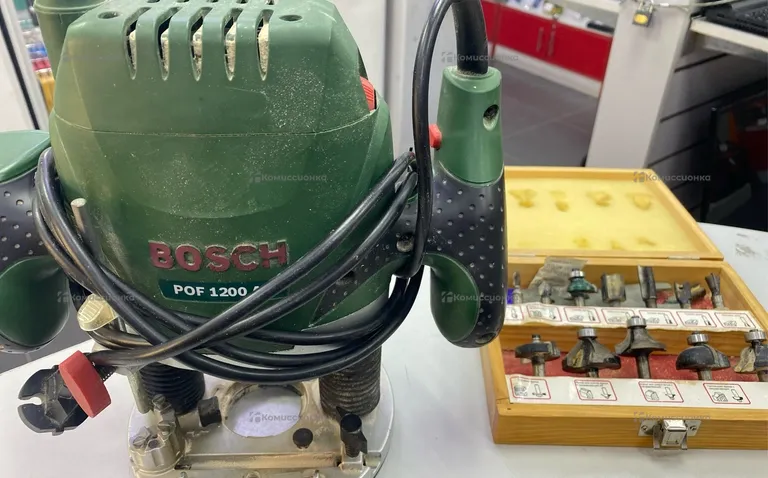 Фрезер Bosch POF 1200 AE