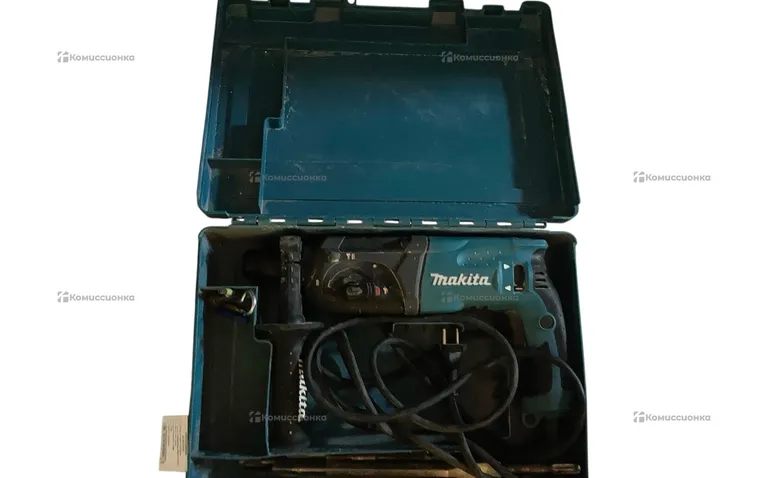 Перфоратор Makita HR2470