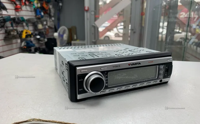 Автомагнитола  Varta-CD510