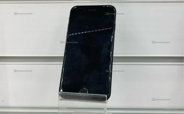 Apple iPhone SE 128Gb