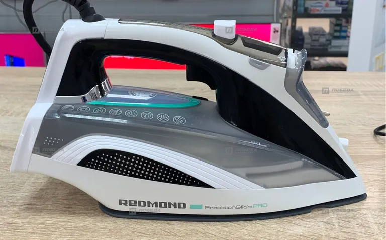 утюг Redmond RL-C271