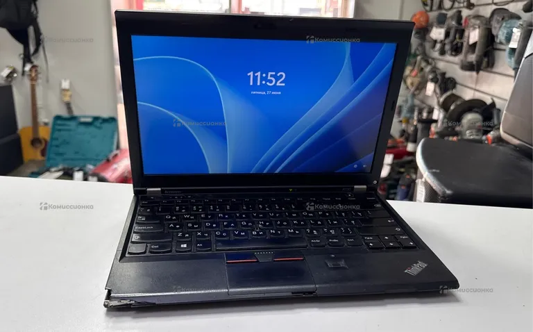 Ноутбук  Lenovo x230
