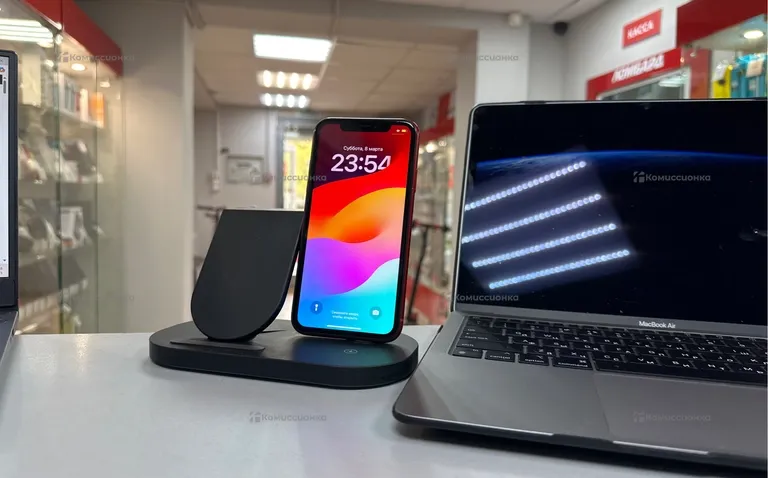 Apple iPhone XR 64