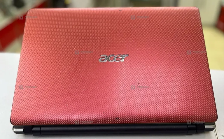 Нетбук Acer Aspire One 721