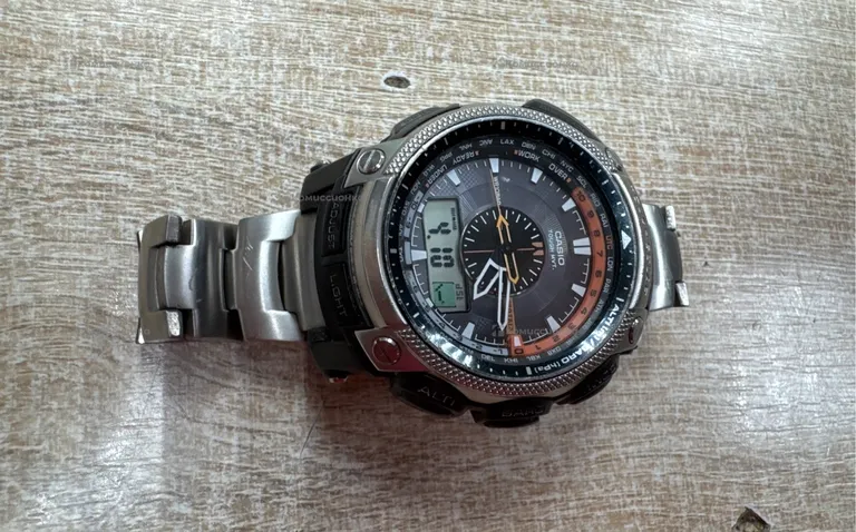 Часы Casio PRO TREK PRW-5000
